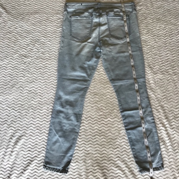 Flex Game  Low Rise Skinny Jeans - Bleach - Picture 8 of 13